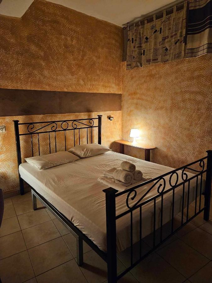 George's Guest House La Canée Extérieur photo